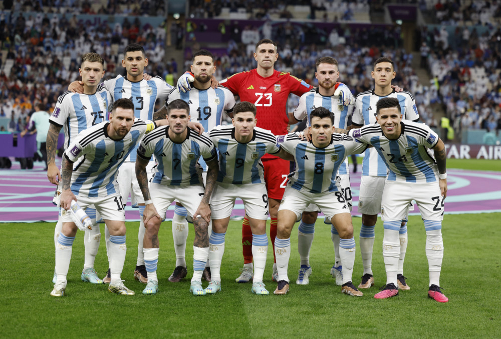 库拉索主帅：加图索一直为失败找借口，我想在世界杯踢意大利（库拉索主帅批加图索总为失利找借口：盼世界杯遇上意大利）