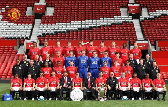 利物浦官方：伊萨克踝关节损伤+腓骨骨折，已于今日接受手术（利物浦官宣：伊萨克踝伤并腓骨骨折，今日已接受手术治疗）