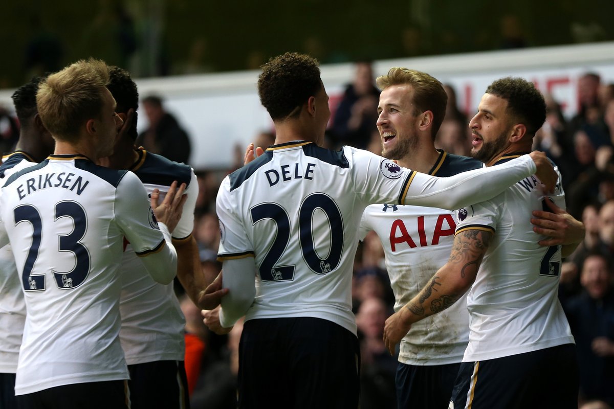 印度网友质疑建造梅西雕像：多此一举，不如花钱培养球员（印度网友不满立梅西雕像：别搞形式，把钱用在培养球员上）