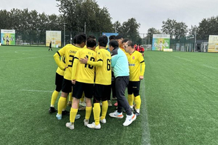 太阳报：雷德克纳普价值500万英镑的住宅遭遇入室盗窃（太阳报：窃贼闯入雷德克纳普估值500万英镑的豪宅）