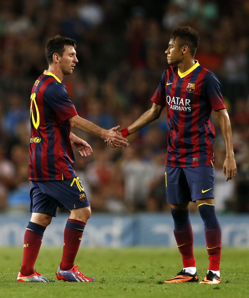 萨里：那不勒斯的执教经历最令人回味；对伊瓜因印象非常深刻（萨里：那不勒斯执教最难忘，伊瓜因令我印象极深）