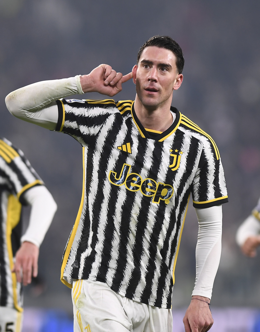 开场16分钟35秒，巴萨遭遇欧冠单场比赛最快的两个丢球（16分35秒内连丢两球，巴萨创欧冠单场最快丢球纪录）