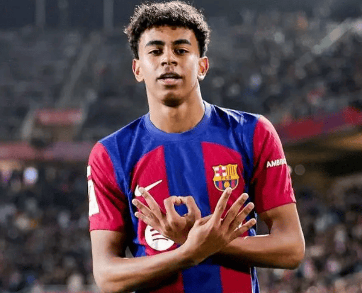 西班牙战格鲁吉亚23人大名单：奥尔莫10号，赫伊森落选（西班牙对阵格鲁吉亚23人名单出炉：奥尔莫身披10号，赫伊森无缘名单）