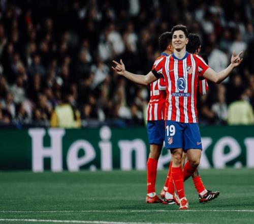 斯内德：贝尼特斯接手国米的时机很糟糕，我没说他是最差教练（斯内德：贝尼特斯接掌国米时机不佳，我从未说他是最差教练）