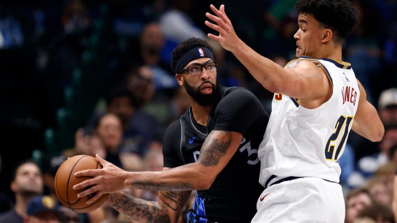 西班牙4-0客胜格鲁吉亚基本直通世界杯，奥亚萨瓦尔两射一传（奥亚萨瓦尔梅开二度+送助攻 西班牙客场4-0格鲁吉亚 基本锁定世界杯席位）