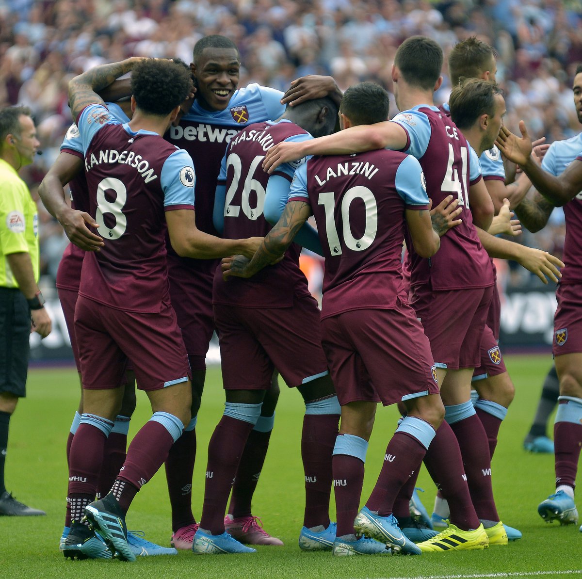 意媒：米兰派球探现场考察亨克18岁前腰卡雷察斯（意媒：米兰球探到现场考察亨克18岁前腰卡雷察斯）